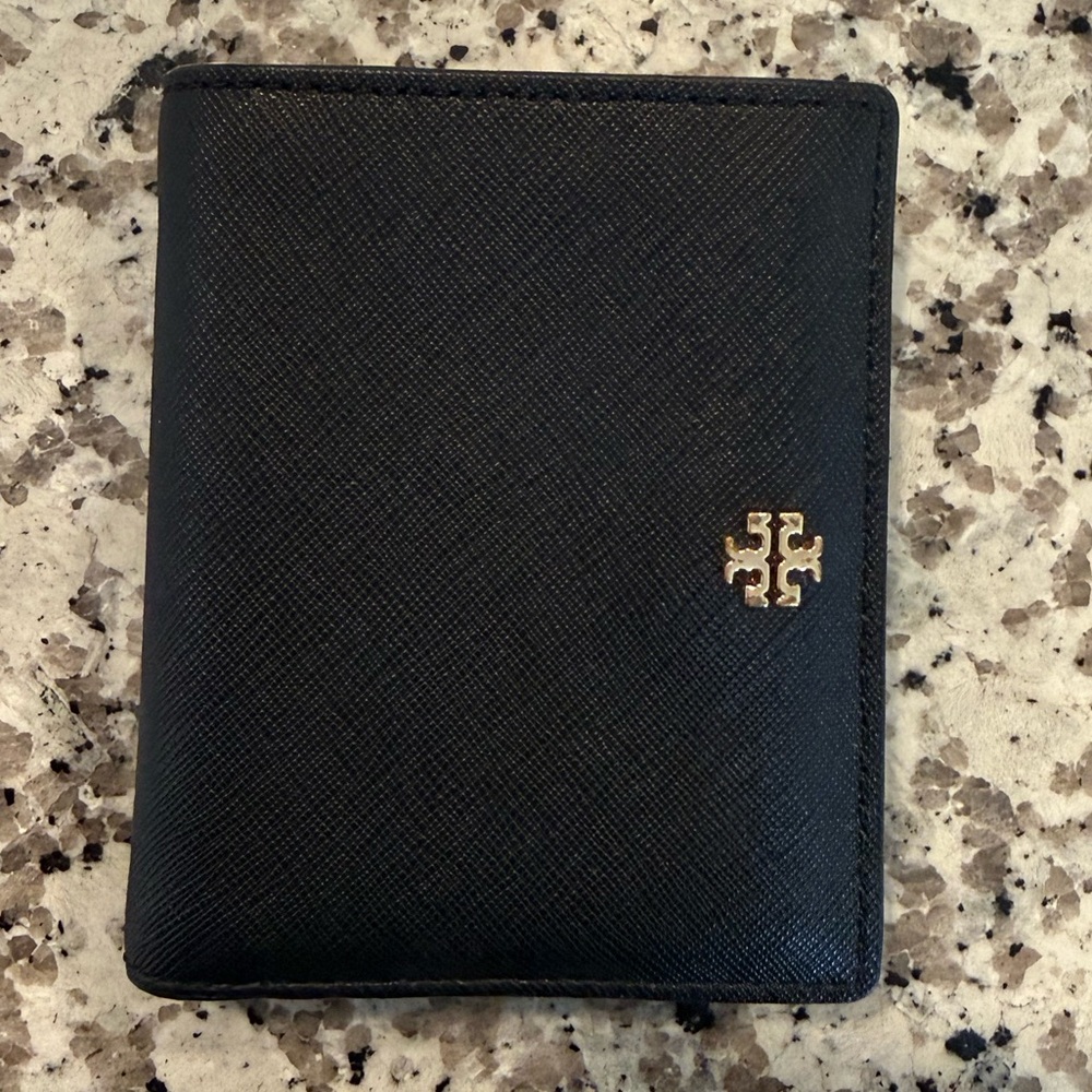 Tory Burch Emerson Mini Wallet Black | Like New